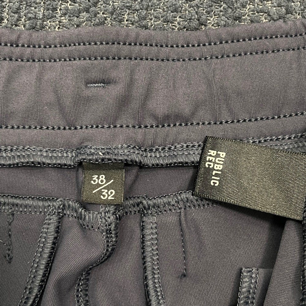 Public Rec All Day Every Day Pants Charcoal Grey Mens 38/32 Performance Trousers - Picture 3 of 6